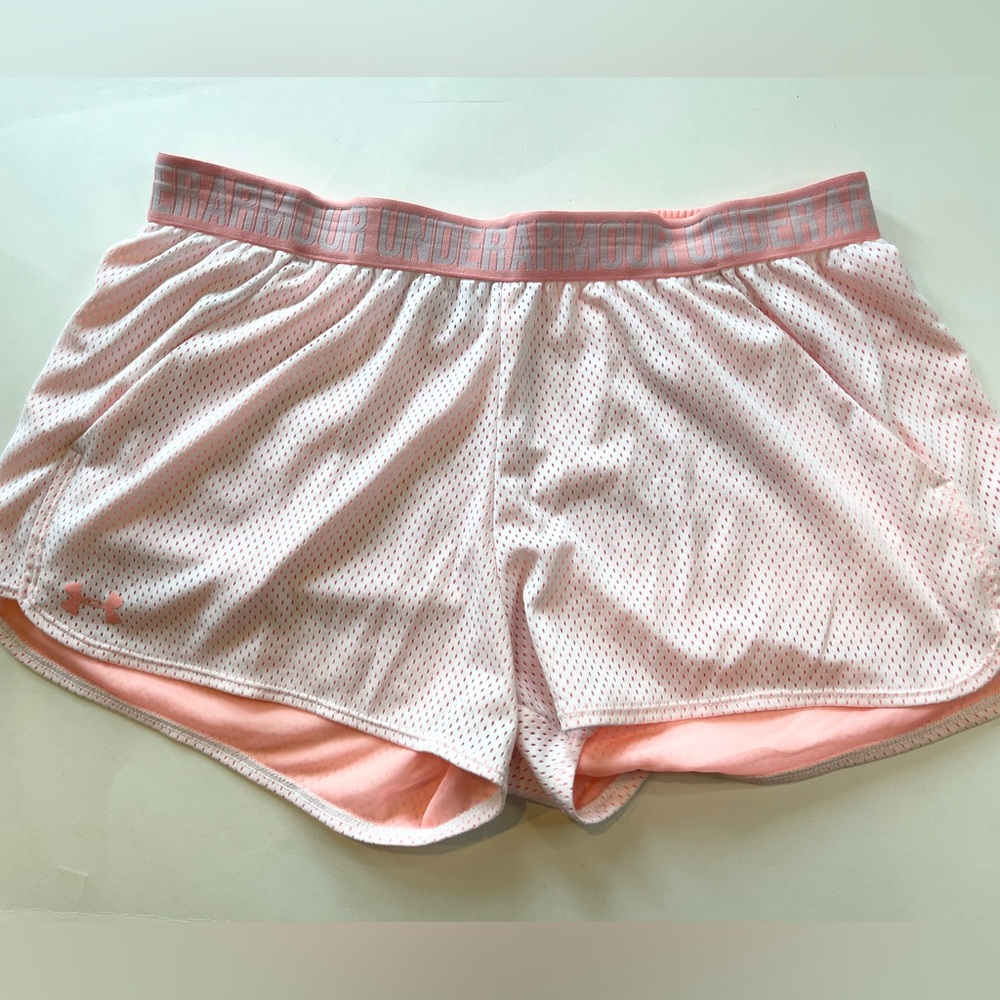 Under Armour XL pink sporty shorts fitness tennis feminine strong